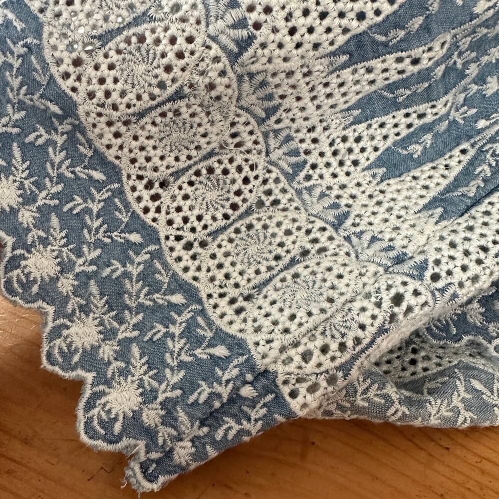 Gap Cami embroidered flowers indigo women 81% COTON, 19% LYOCELL, - Picture 6 of 9